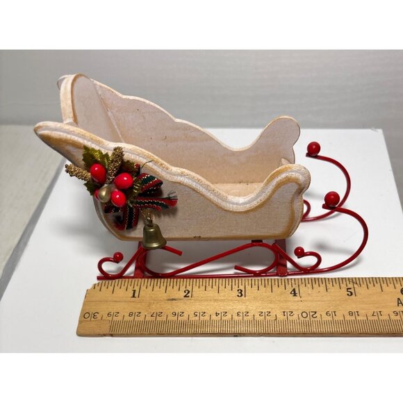 Wooden Sleigh W/ Glass Salt & Pepper Shakers Taiwan Christmas Farmhouse Vintage - Picture 7 of 10